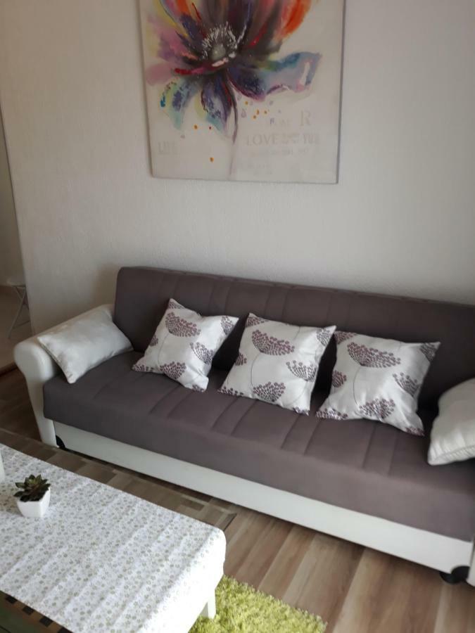 Apartment Lavanda Mali Losinj Exterior photo